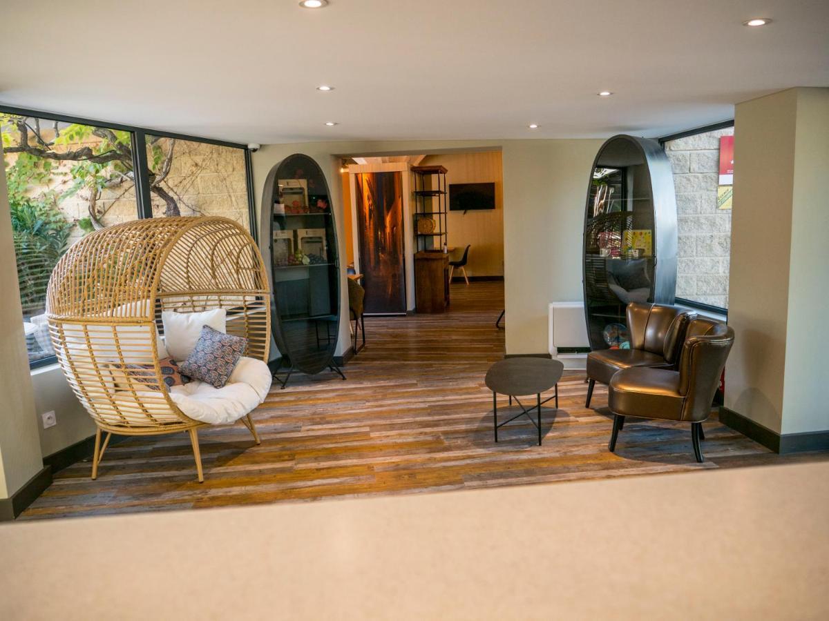 Logis Hotel Restaurant Uzes Pont Du Gard ภายนอก รูปภาพ