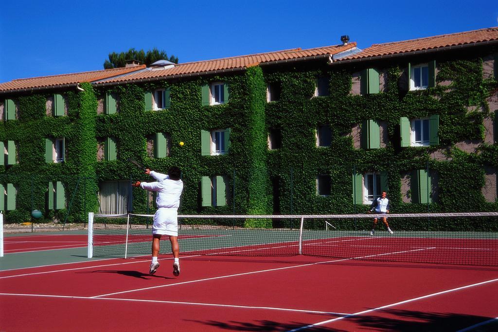 Logis Hotel Restaurant Uzes Pont Du Gard ภายนอก รูปภาพ